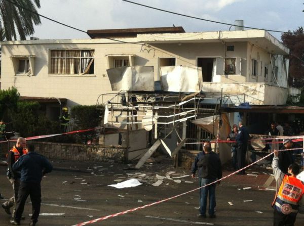 ככה נראית תוצאה של רקטה אחת: 15 נפגעים; נזק לרכוש