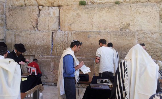 יוני שטבון: בוקר של בחירות מתחיל בכותל המערבי