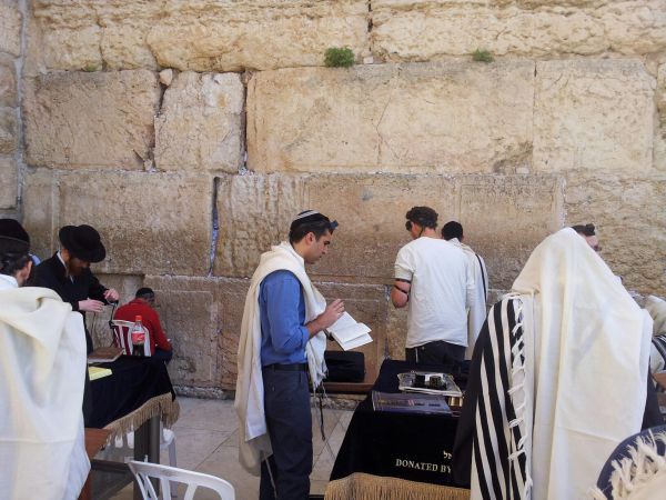 יוני שטבון: בוקר של בחירות מתחיל בכותל המערבי