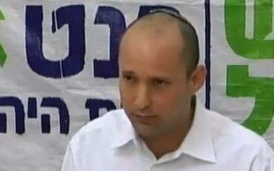 צפו: בנט מבהיר – "חייל חייב למלא את פקודות הצבא"