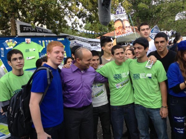 הפתעה: הבית היהודי זכתה ל-13 מנדטים בתיכון החילוני