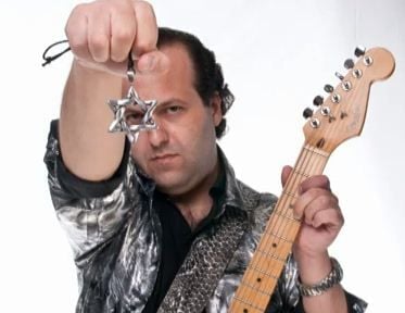 האזינו: "עוד אבינו חי" בסגנון רוק כבד