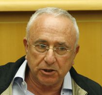 ברוך דיין האמת: הרמטכ"ל ה-15 אמנון לפקין שחק ז"ל