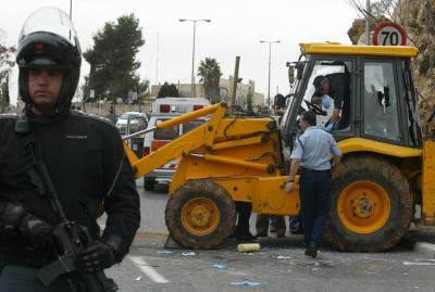 הטרור מתגבר: רבש"ץ מעלה מכמש ניצל מניסיון דריסה
