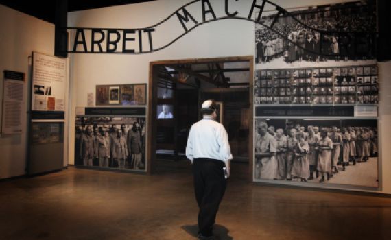 גלות, עגלות ועיגולים: לי' בטבת, יום הקדיש הכללי