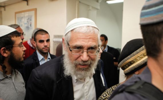 נפתח שלב ההוכחות במשפטו של הרב מרדכי אלון