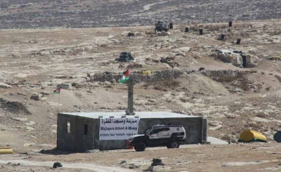 המינהל האזרחי הרס הבוקר מסגד לא חוקי בדרום הר חברון