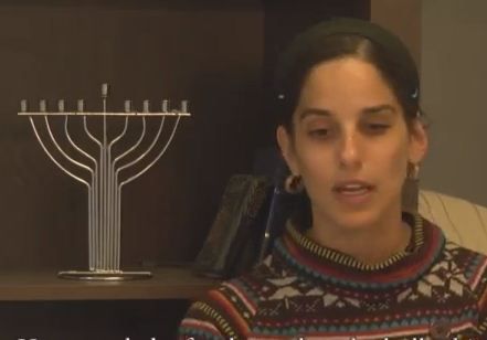 פרויקט מיוחד: תושבי גוש קטיף מדליקים נרות ונזכרים