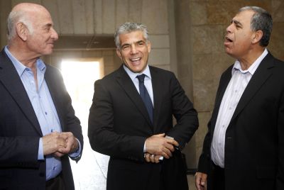 אופס: יאיר לפיד מכנה עצמו נודניק שמבקש תהילה