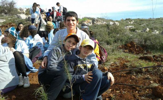 נוכחות שיא של חניכים בנטיעות בני עקיבא