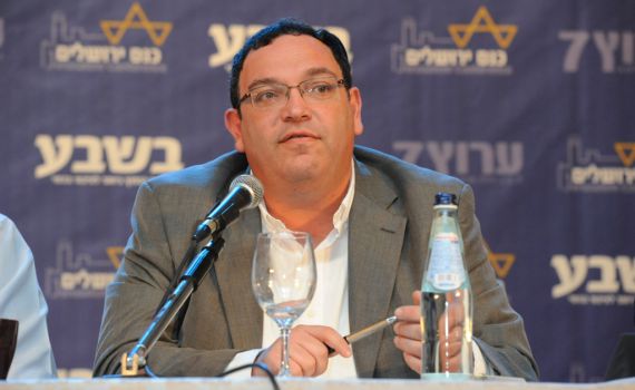 הרב פירון: אם לא הייתי ב'יש עתיד' הייתי מצביע בית יהודי