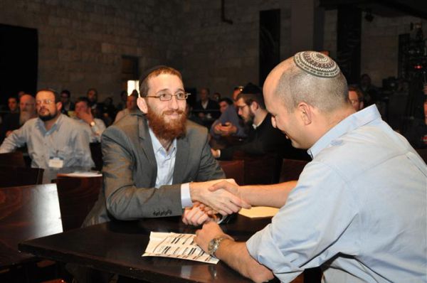 בנט קורא למנהלי חברות להעסיק חרדים: "ערכיים ומצוינים"