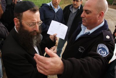 עוצמה לישראל סיירה בכפר מוסמוס לפקח על הבנייה