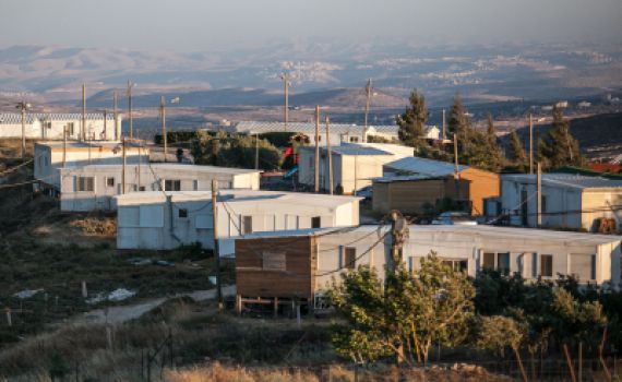 המדינה לבג"צ: אין צורך להרוס את בתי עמונה