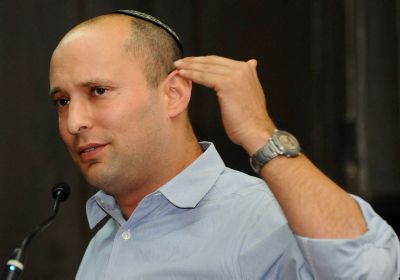 בנט סרב לחתום שלא יסרב פקודה; "לא נכנע לתכתיבים"