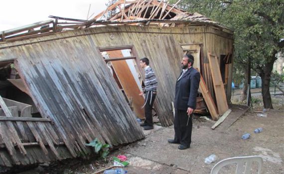 מנזקי הסופה: קרס הצריף המיתולוגי של ישיבת כפר חסידים