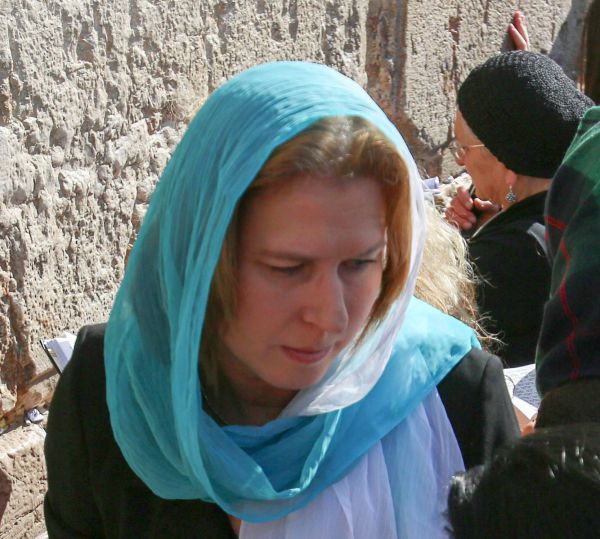 ציפי לבני פונה אל הדתיים: אני מסורתית ואוכלת רק כשר