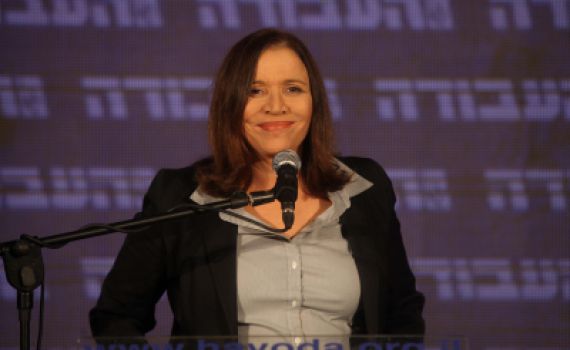 יחימוביץ: אבוא לפגישה עם נתניהו אך לא אצטרף לממשלה