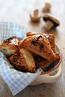 הרבנות הראשית: בורקס גבינה שאינו משולש עלול לסכן חיים