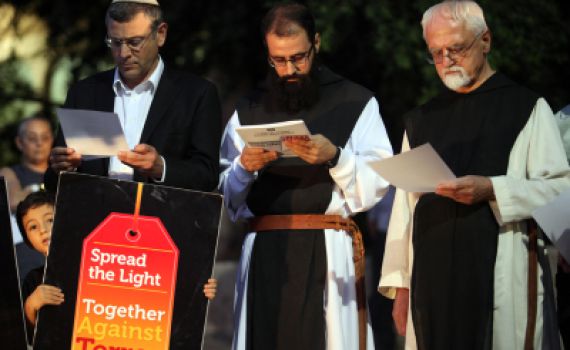 מספיק להתרפס בפני הגויים /תגובה לתגובה