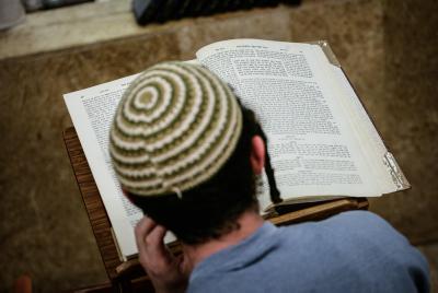 בעד הישיבות הקטנות: תורה נטו, מה רע?