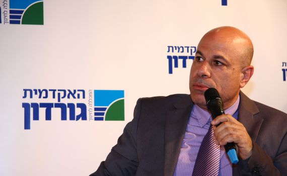 שבוע ראשון למלשינון: 3,000 איש התקשרו להלשין