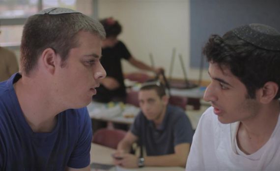 הסרט קשר חופשי כולו קידוש ה' אחד גדול!/ תגובה