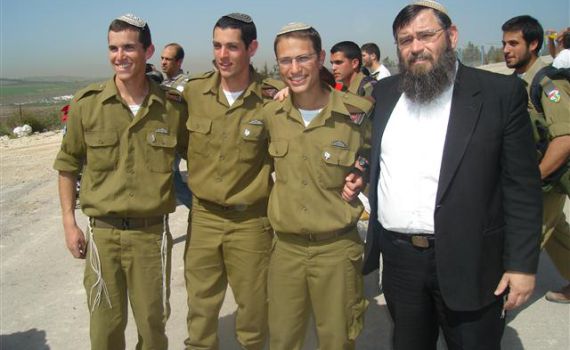 ישיבת ההסדר במודיעין: חצי ישיבה מפקדים קרביים