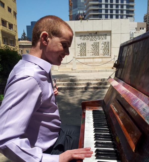 אביחי שלי: "אני מציע לכל אדם שלא לשקוע בקורבניות"