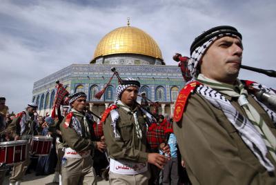 שוטר לפייגלין בהר הבית: כיפת הסלע בריבונות הוואקף