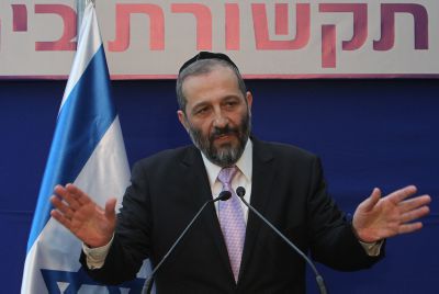 דרעי לא רוצה את תיק הכלכלה, דורש את הפנים במלואו