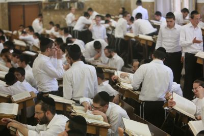 פרשת ויקהל: גם לומדי תורה צריכים לצאת לעבוד