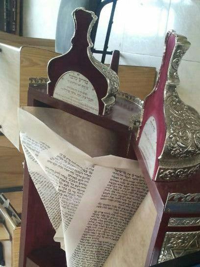 בדואים פרצו ל'נתיבות יוסף' והשחיתו את ספרי התורה