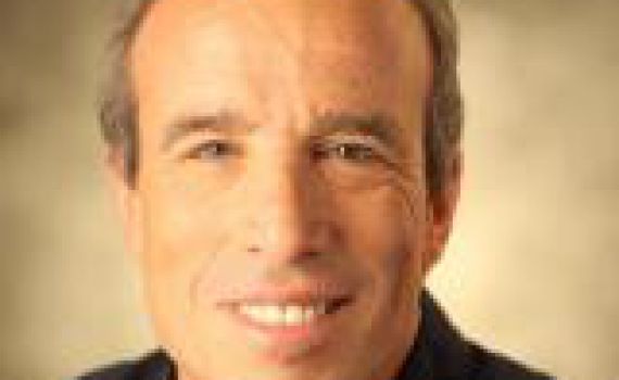 אלעזר שטרן הותקף ע"י אריתראי בדרום תל אביב