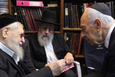 גלרייה: נשיא המדינה מנחם את הרב עובדיה יוסף