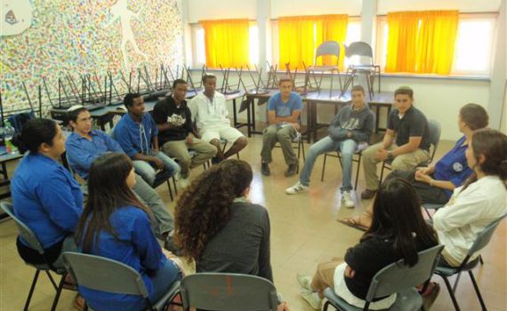 תנועת 'עזרא': איפה אנחנו מול הפייסבוק והסמרטפון