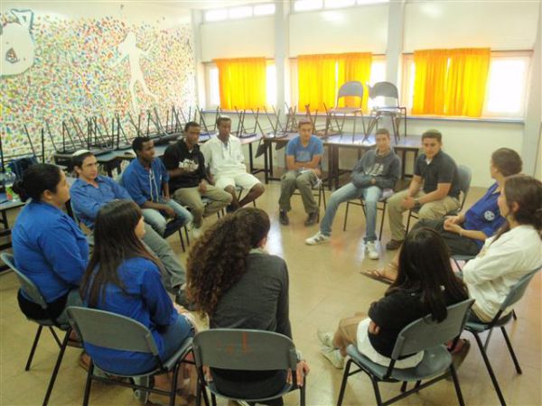 תנועת 'עזרא': איפה אנחנו מול הפייסבוק והסמרטפון