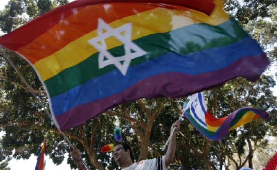 איך הקהילה הגאה אחראית לנישואיו של חברי הטוב