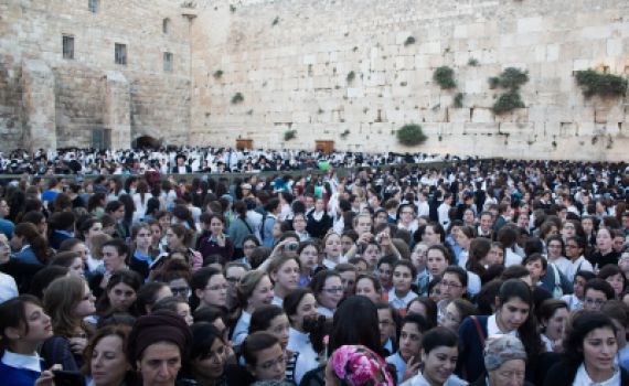 רב הכותל: לכבות את אש המחלוקת שאחזה בכותל המערבי