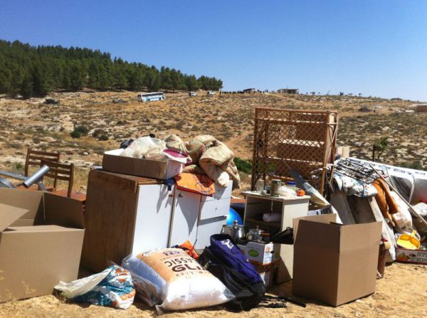 צה"ל הרס בית של משפחה בחוות מעון