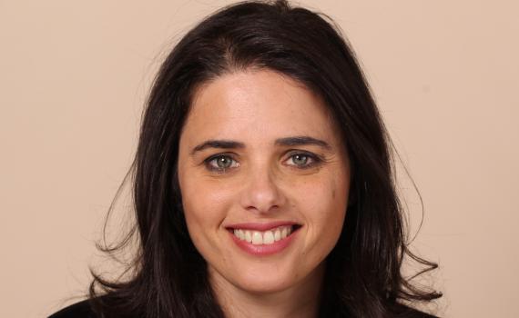 איילת שקד: עדיין לא יודעים באיזה רב נתמוך