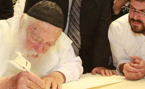 החרדים מגיבים לסרוגים: הרב קנייבסקי לא תומך ברב אליהו