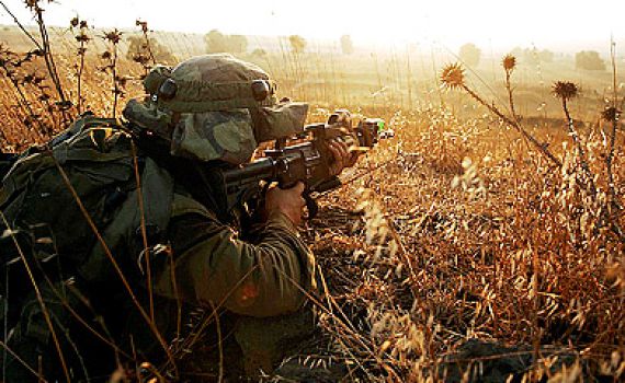 התעללות בגולני: אולצו להתקלח עם חומרי ניקוי לאסלות