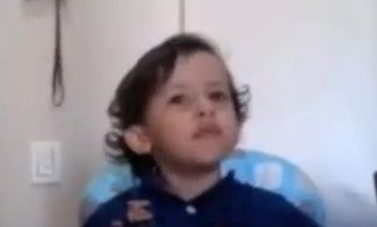 וידאו מדהים: הילד הצמחוני שמשגע את העולם