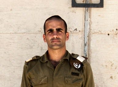 הקצין הסרוג מספר: התגייסתי לחי"ר בגלל הרב רפי, לגולני בגלל ניתאי