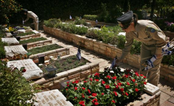 הרב בן דהן: הפרסום בשמי לא נכון; מתנגד לקבורת חיילים יהודים לצד לא-יהודים