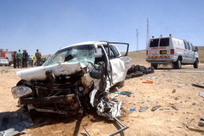 צפו בפלסטיני עוקף בקו לבן: שני הרוגים וארבעה פצועים