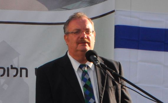 הרב הרשקוביץ העניק תארים לבוגרי 'מכללת שאנן' והתרגש