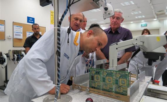 בנט: "חברת אלביט היא הציונות האמיתית"