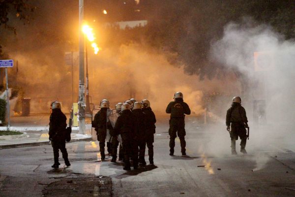 טורקיה בלהבות: רבבות מפגינים נגד ארדואן
